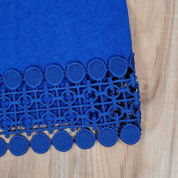 🔺️ANA Blue Embroidered Lace Lined Top Medium - Picture 6 of 8